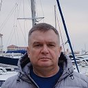 Валерий Попов