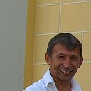 Николай Половей