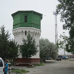 Г бекабад. Бекабад узбекистан фото города. Г бекабад ташкентская область узбекистан. Бекабад узбекистан дом культуры. Бекабад ташкентская область.