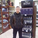 Владимир Комаров