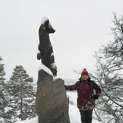 Наташа Попова