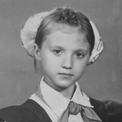 Елена Попова