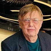 Олег Жихарев