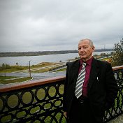 Юрий Зотов