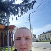 Анна Бурова