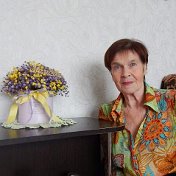 Елена Львова