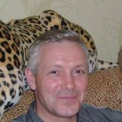 Павел Комаров