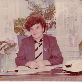 Фотография "Я организатор школы № 42 г. Талнаха Красноярского края
1988-1991

"