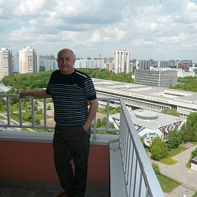 Ровшан Халилов