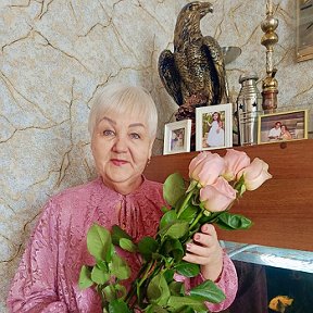 Фотография "Бабушке розы от дедушки🌺🌺🌺8 Марта 2024"