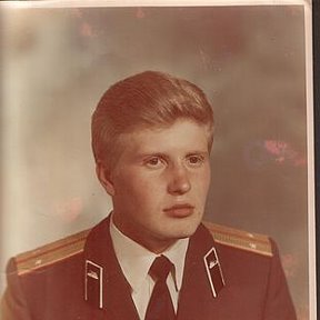 Фотография "Выпуск ХГвВТКУ, 1984, офицеру 21 еще не было..."