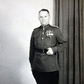 Фотография "Мой дедушка, Кириченко Василий Данилович,
1945 год."