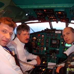 Фотография "Я, командир и второй пилот, 21.03.07."
