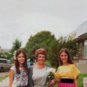 Фотография "Все Е.В. вместе 👩👵👧!!!)))"