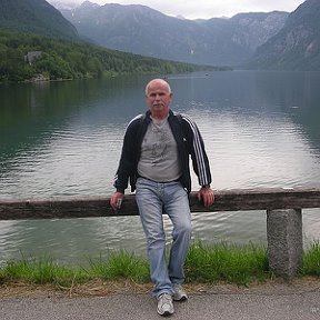 Фотография "Альпийское озеро Бохинь в Словении"