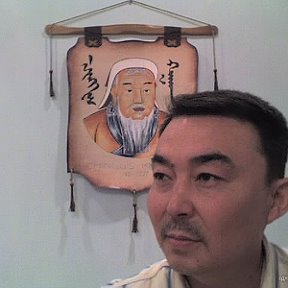 Фотография "я Чингизид (на фоне своего предка)"
