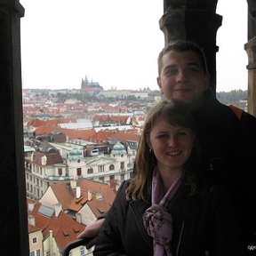 Фотография "Я со своей любимой женой на вершине староместких часов"
