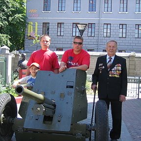 Фотография "Сын,я,брат,дедушка."