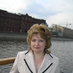 Фотография "Это я в плавучем ресторане, на презентации первого номера журнала "Цыгане России"."