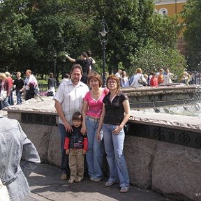 Фотография "Сергей, я, наша дочь Татьяна и внук Денис."