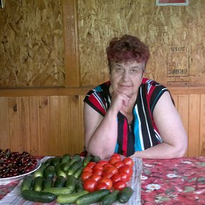 Фотография "На своей даче, в беседке."