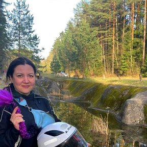 Фотография "Эльфийский лес, обитель  духов природы, Минский слаломный канал.🏍️🙌🫶✌️🌸07.04.2024г."