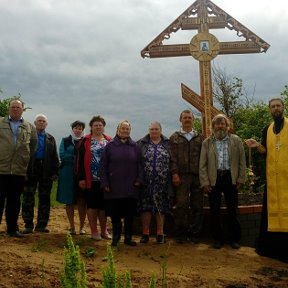 Фотография "местные жители установили поклонный крест в д Братцевка"