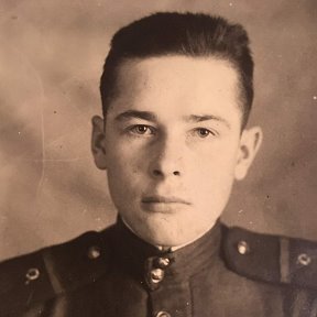 Фотография "Мой отец Шилов Михаил Николаевич. Призван в октябре 1943 года. Уволен в запас в звании ефрейтора в декабре 1950 года."