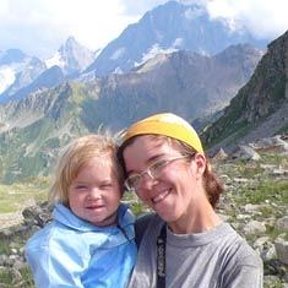 Фотография "Архыз, 2007 год, перевал Айюлю.
Вместе с дочуркой."
