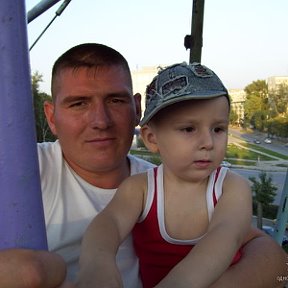 Фотография "Я с сыном Никитой на чёртовом колесе"