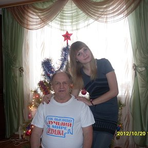 Фотография "Рождество  2013 года!!!!  Я с внучкой Лизой!!! г. Строитель"