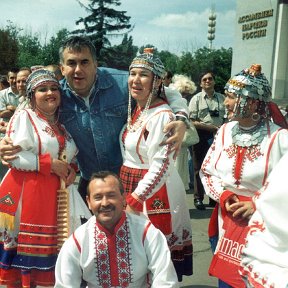 Фотография "Мосва ака туй сактером Салдайским руководитель Иван Родион и моя подруга"