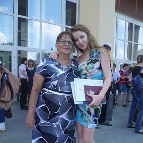 Фотография "28.07.2013. Моя дочь Наташенька получила диплом об окончании университета"