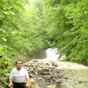 Фотография "Это я на водопадах в Сочи 2008"