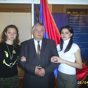 Фотография "Ереван 2008г. Выставка << ОБРАЗОВАНИЕ В АРМЕНИИ>>  "