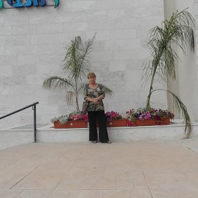 Фотография "Это  я  возле  нащей  поликлинии  Офаким"