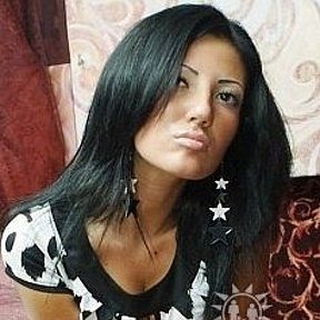 Яна Артемьева