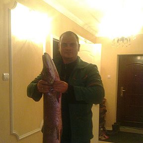 Фотография "03,09,2010 щука на8,5 кг 106 см поймана на спининг в р, Юг, с. Усть-Алексеево"