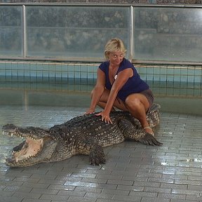 Фотография "Я и мой друг Крокодил Гена. 07.09г. Таиланд"