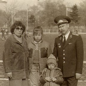 Фотография "Свидница 1987. Я с супругой и детьми."