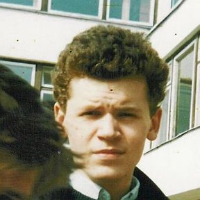 Фотография "1994 год. возле школы"