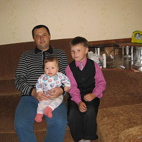 Фотография "Я с детьми, наследник Василий и лапочка дочка Евгения"