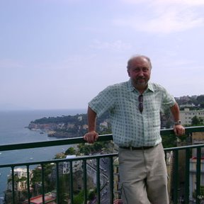 Фотография "В Неаполе 2007, Я сейчас примерно такой"