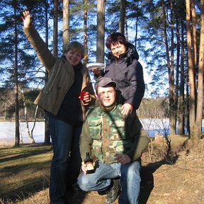 Фотография "я, Машуля и Ромик на Луковом озере"