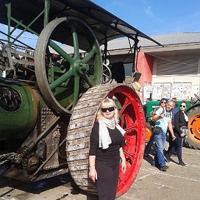 Фотография "19 октября 2014 
на выставке старых тракторов ретро"