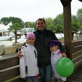 Фотография "с дочками в сафари парке.Июль месяц а мы в куртках-Германия;-("
