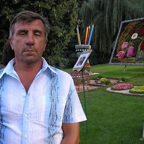 Фотография "г.Киев 2006г. Выставка цветов на "співочем поле"."