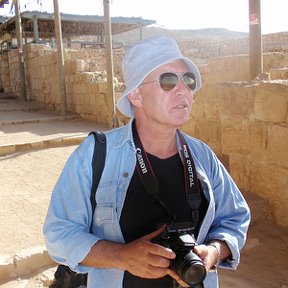 Фотография "На раскопках древнего города Набатия в пустыне Негев"