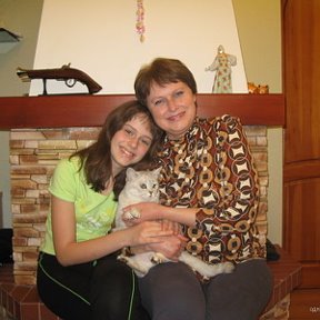 Фотография "Я с дочкой Мариной и кошкой Люсей (Шабанова)"