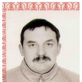 Фотография "паспортина в 40 лет менялась.. Засканил вот"